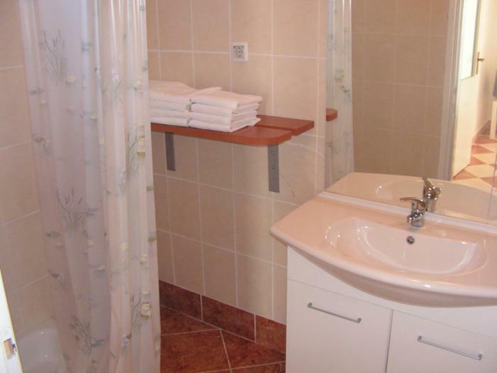 Apartmani Mudronja Murter Buitenkant foto
