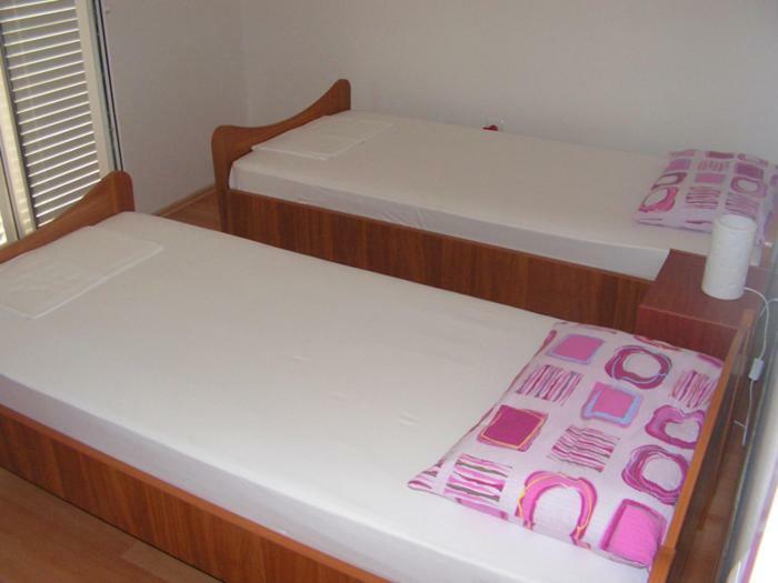 Apartmani Mudronja Murter Buitenkant foto